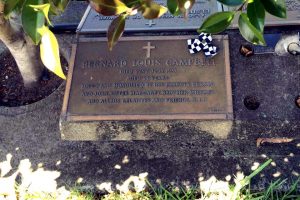 Bernard Louis CAMPBELL: INSCRIPTION:BERNARD LOUIS CAMPBELLDIED 22nd JULY, 1981AGED 27 YEARSLOVED AND HONOURED BY HIS PARENTS GERALD AND JOAN, SISTER MARGARET, BROTHER MICHAEL AND ALL HIS RELATIVES AND FRIENDS. R.I.P.